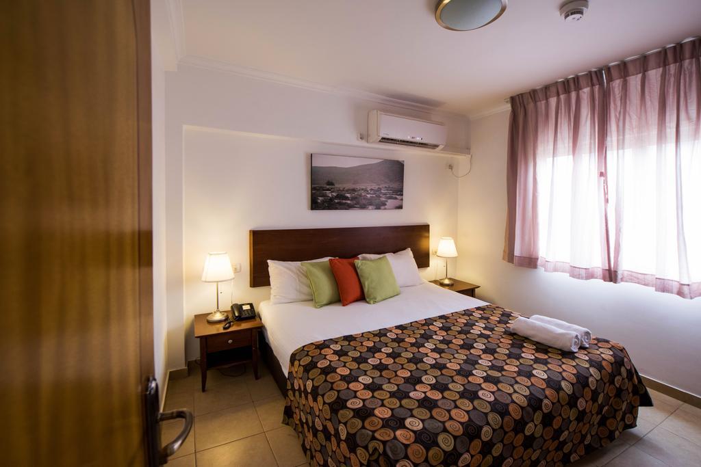 Ramon Suites By Smart Hotels Micpe Ramon Kültér fotó